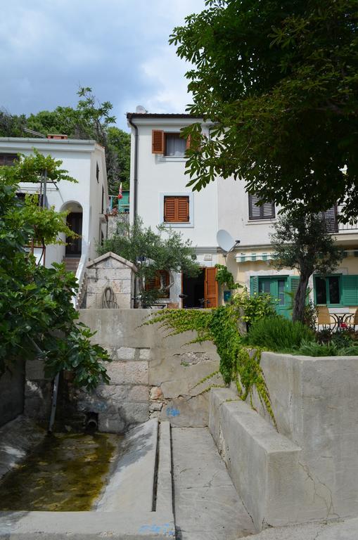 Apartments Lora Baska  Exterior photo